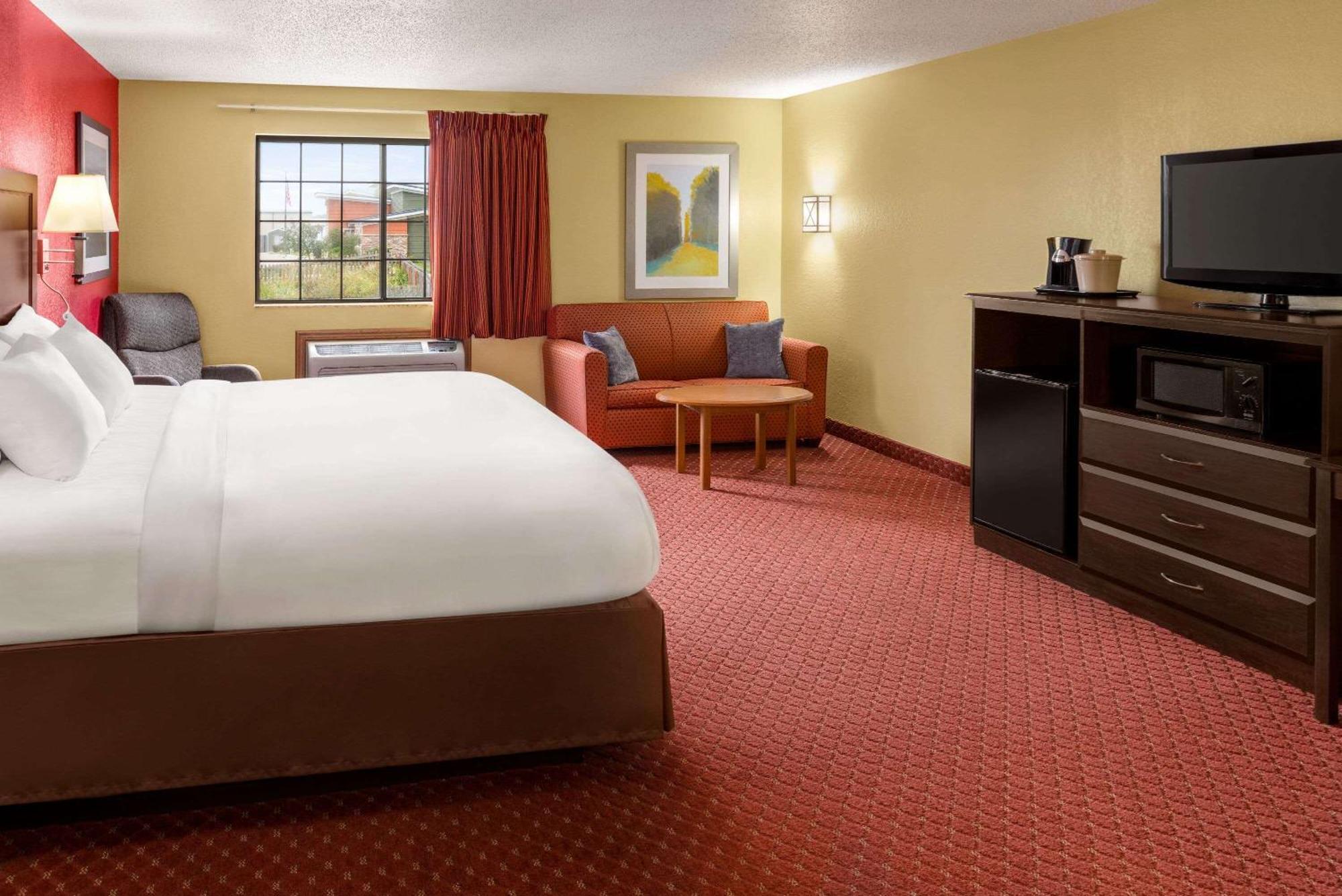 เบย์มอนต์ บาย วินด์แฮม ซีดาร์แรพิดส์ Hotel ซีดาร์แรปพิดส์ ภายนอก รูปภาพ
